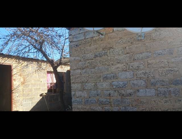 2 BEDROOM HOUSE FOR SALE IN TEMBISA